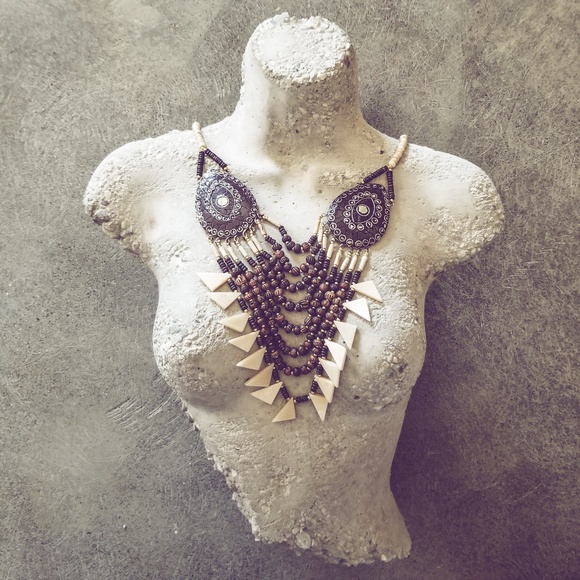 Bone wood beads summer boho necklace - Picture 2 of 10